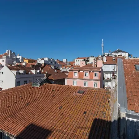 Daire Lovelystay - Bairro Alto Terrace Wonder *