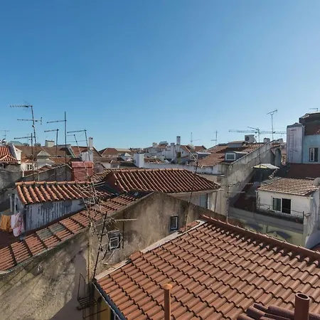 Bairro Alto Terrace Wonder By Lovelystay Lägenhet