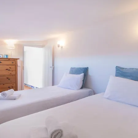 Lovelystay - Bairro Alto Terrace Wonder Daire *