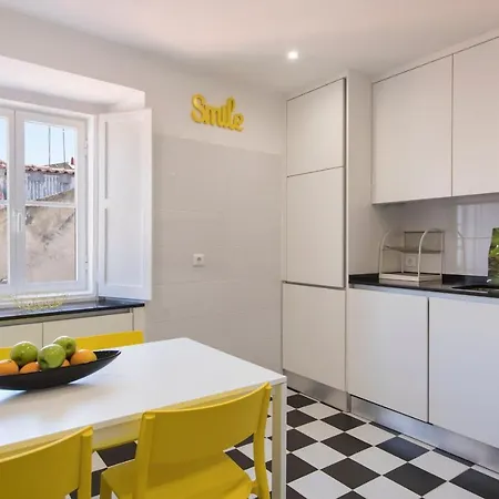 Lägenhet Bairro Alto Terrace Wonder By Lovelystay Lisboa