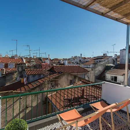 Апартаменти Bairro Alto Terrace Wonder By Lovelystay *
