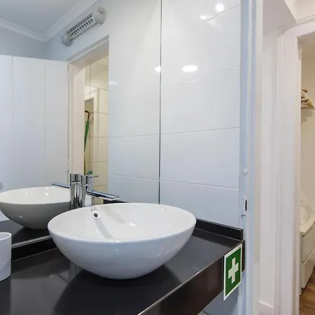 Bairro Alto Terrace Wonder By Lovelystay * Лісабон